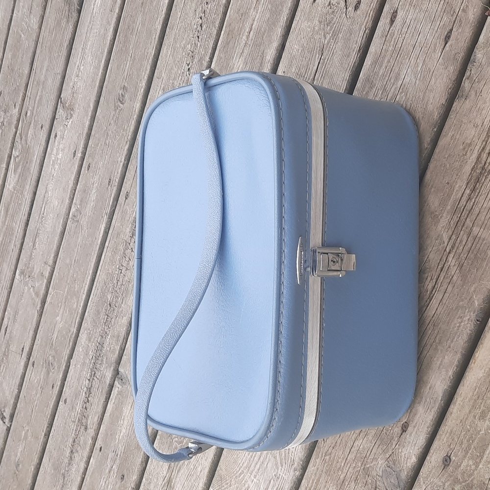 Vintage Featherlite Traincase